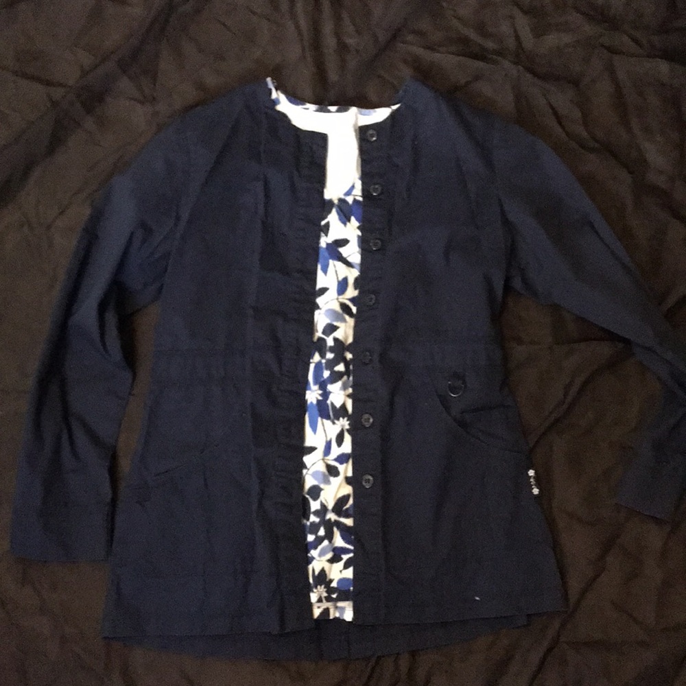 Xsm scrubs jacket and top